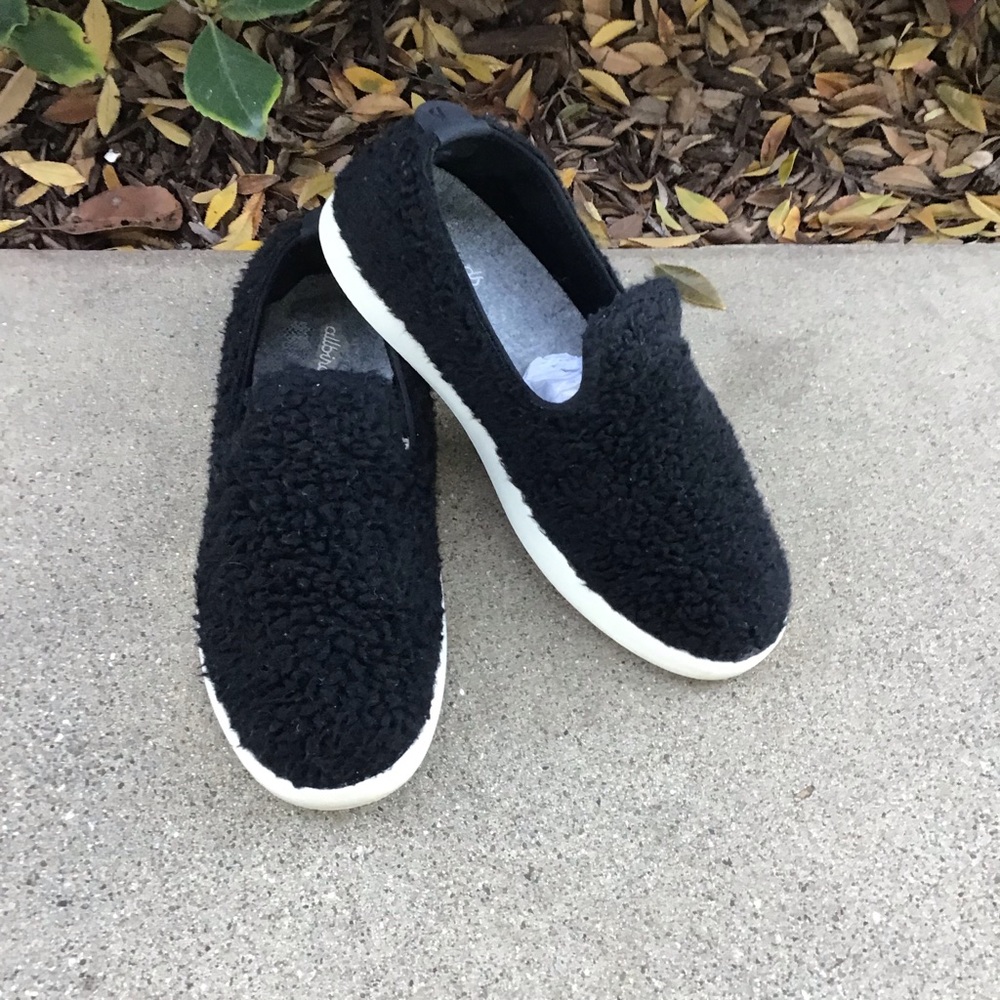Allbirds size 8 Black Fuzzy Slip-On Shoes
